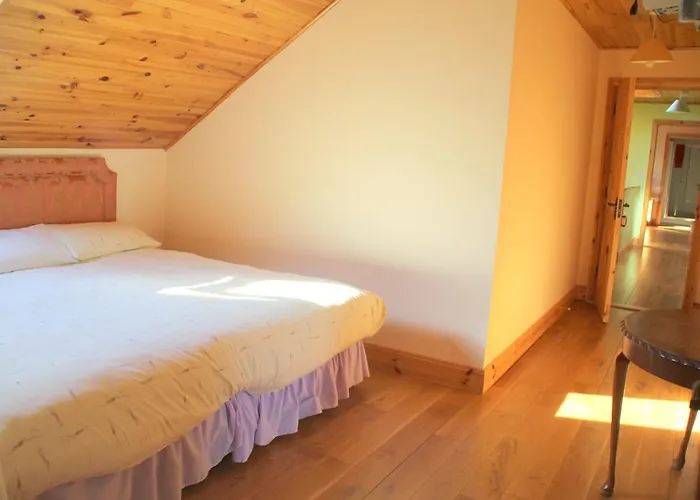 Bed & Breakfast Woodview House