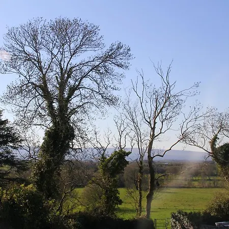Woodview House