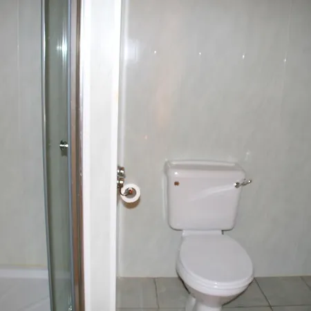 Woodview House فندق مبيت وإفطار *